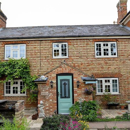 Woodleys Cottage Woburn Sands Exteriér fotografie